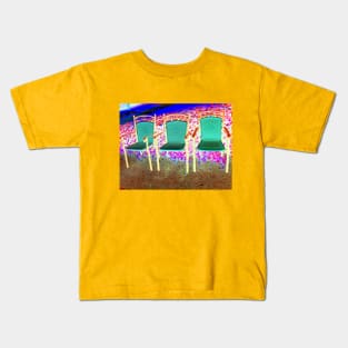 Drei Sessel in Grün - Kids T-Shirt